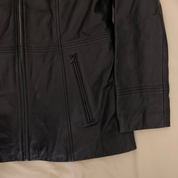 Women’s Wilson’s Black Leather Jacket M 10-12 EUC - Picture 4 of 6